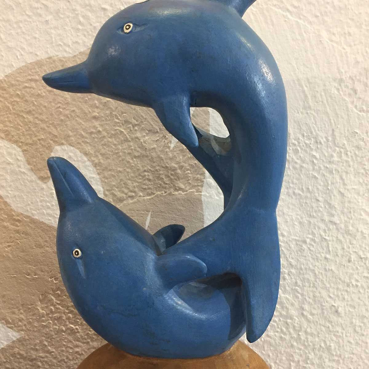 Indonesian-dolphins-Hand-Carved-Natural-color-Vintage-collector’s-item1