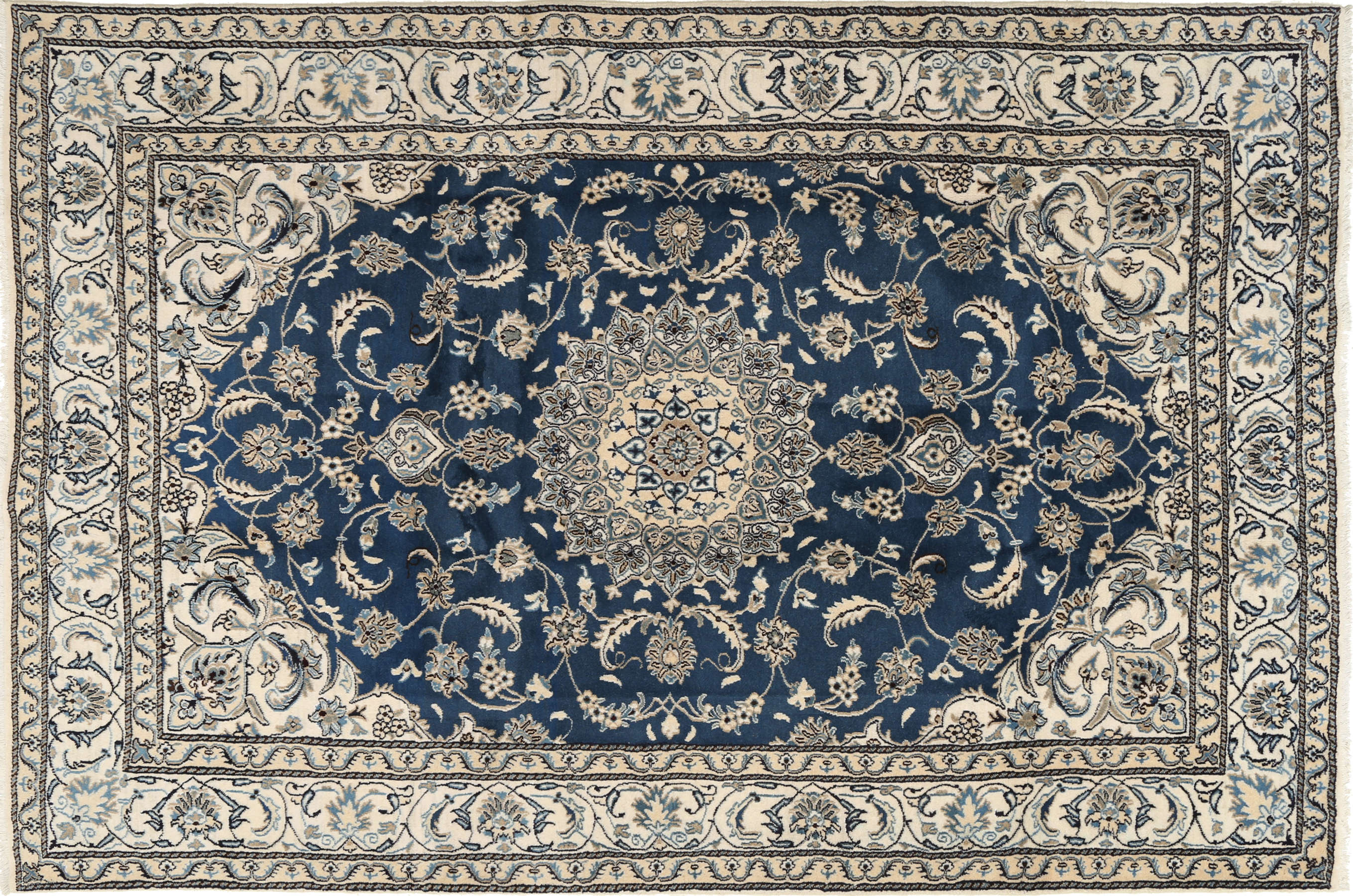 Naïn-194×292.jpg