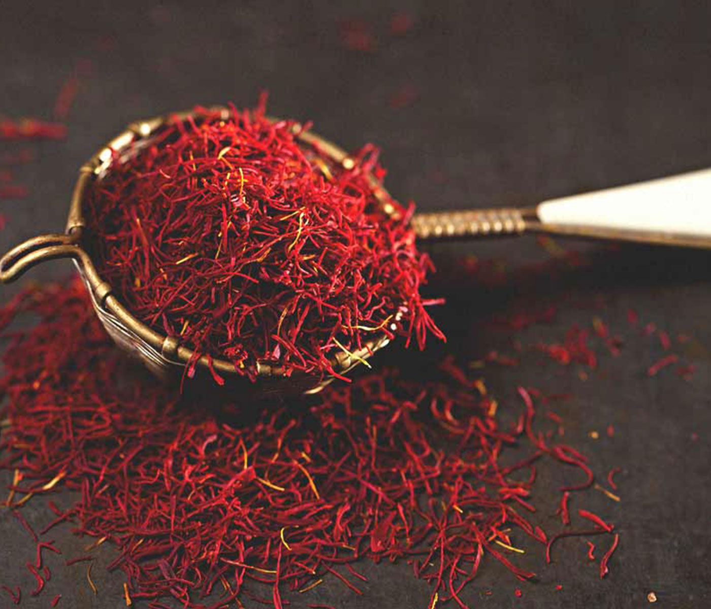saharkhiz-persian-saffron1