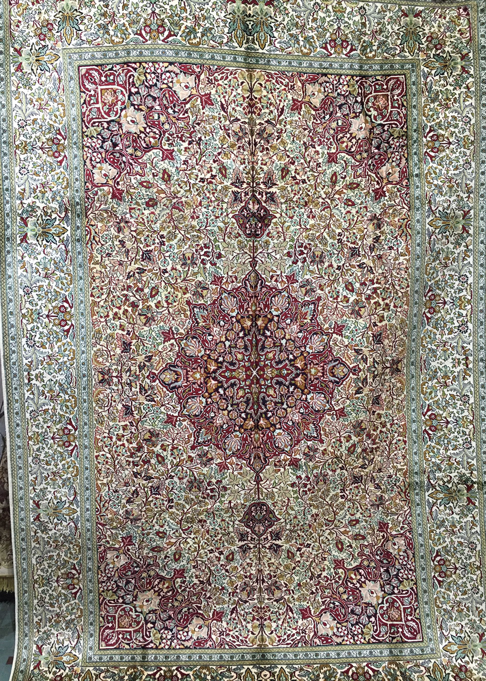 KASHMIR-SEIDE-2800-(2,8×1,84)