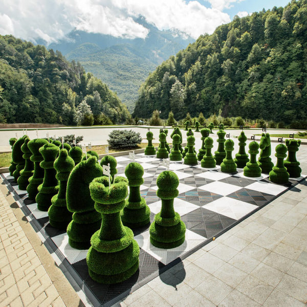 32-teiliges-schachfiguren-set-topiary-gfk-kunstrasen-schach-set