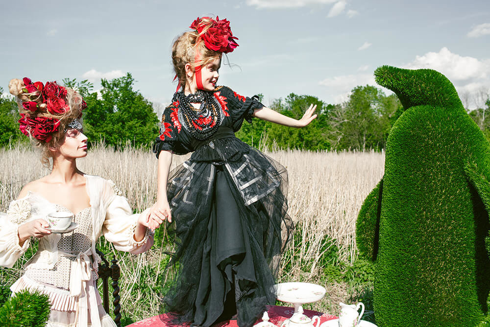 garten-skulptur-pinguin-topiary-gfk-kunstrasen-plum_9