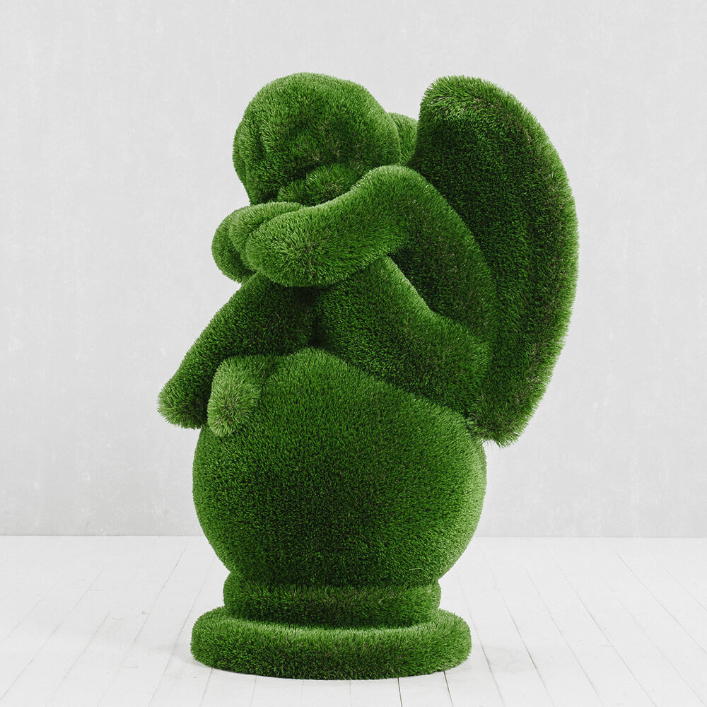 gartenfigur-engel-auf-kugel-formschnitt-aus-kunststoff-zak_6