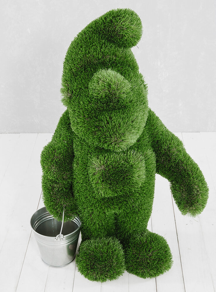 grosser-gartenzwerg-aus-gfk-kunstrasen-topiary-emerich_9