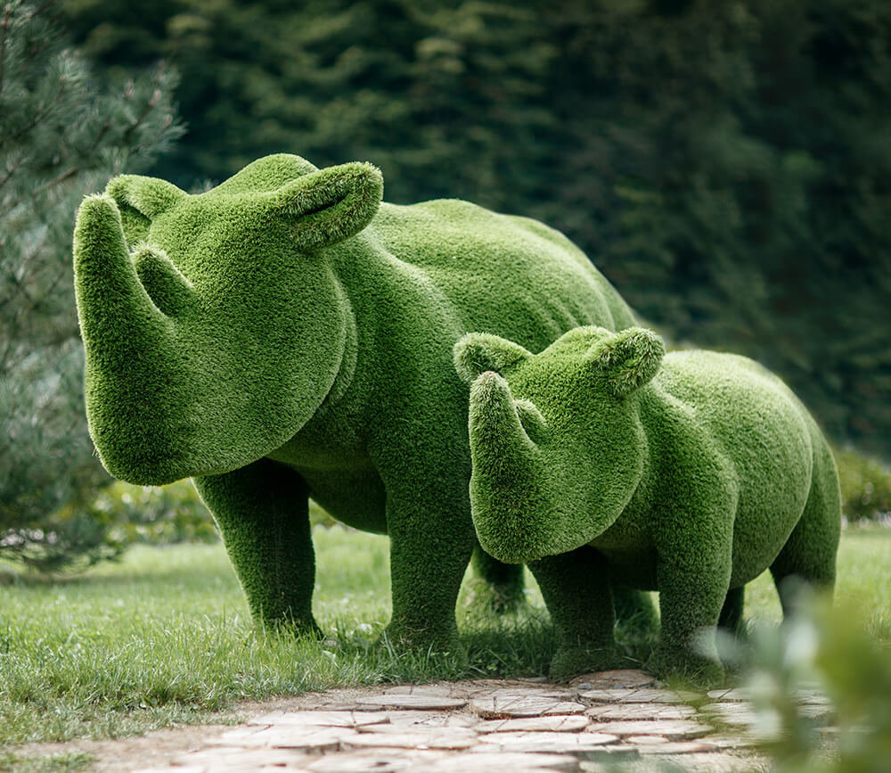 lebensgrosse-nashorn-skulptur-topiary-gfk-gruen-akono_7
