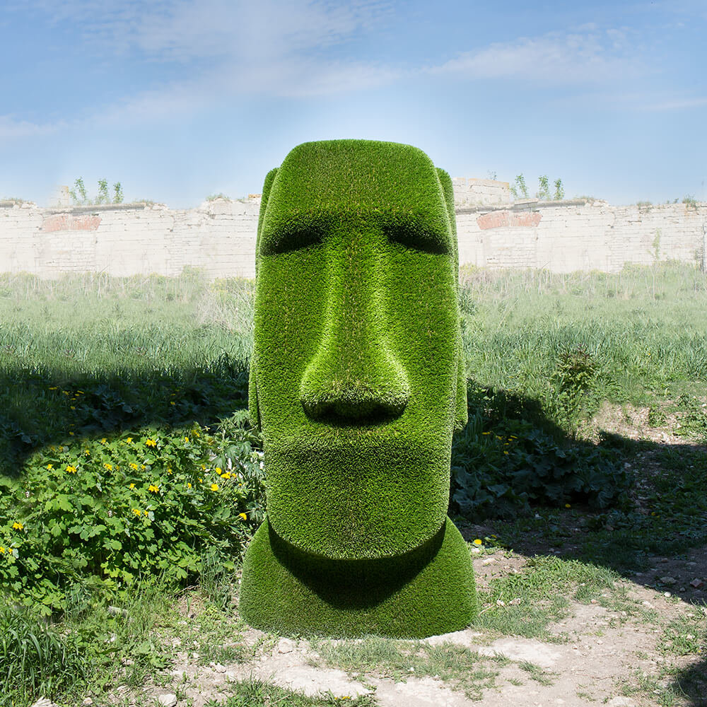 moai-kopf-gartenfigur-topiary-gfk-kunstrasen-idukan