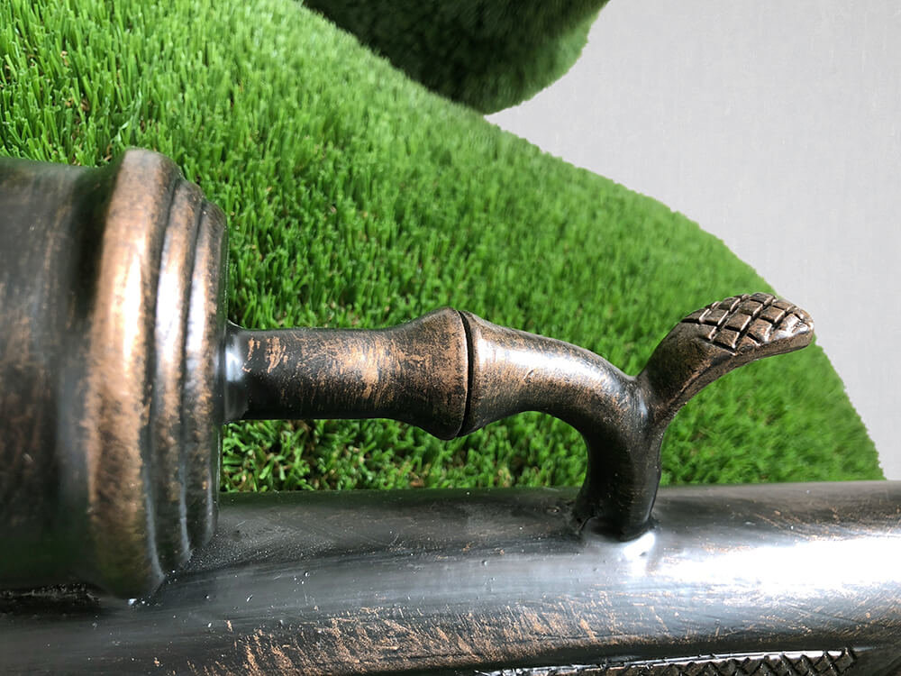 topiary-gartenfigur-schweinchen-aus-metall-gfk-kunstrasen-3-kleine-schweinchen_5