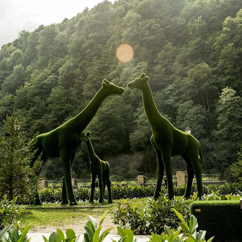 xxl-gartenskulptur-giraffe-lebensgross-topiary-gruen-gustav_5