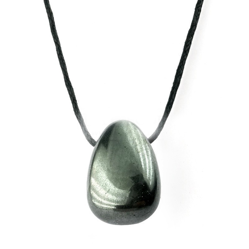 hematite-pierre-percee-sur-cordon