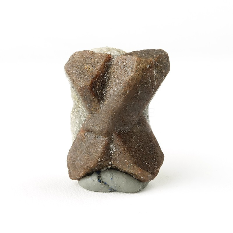 staurotide-macle-russie-la-piece